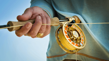 Choose a fly reel that matches your rod’s line weight. In most cases, a reel labeled for the same weight as your rod (for example, a 5 weight reel for a 5 weight rod) is the correct choice. Adjust up or down only if you need additional backing capacity, stronger drag, or better balance.