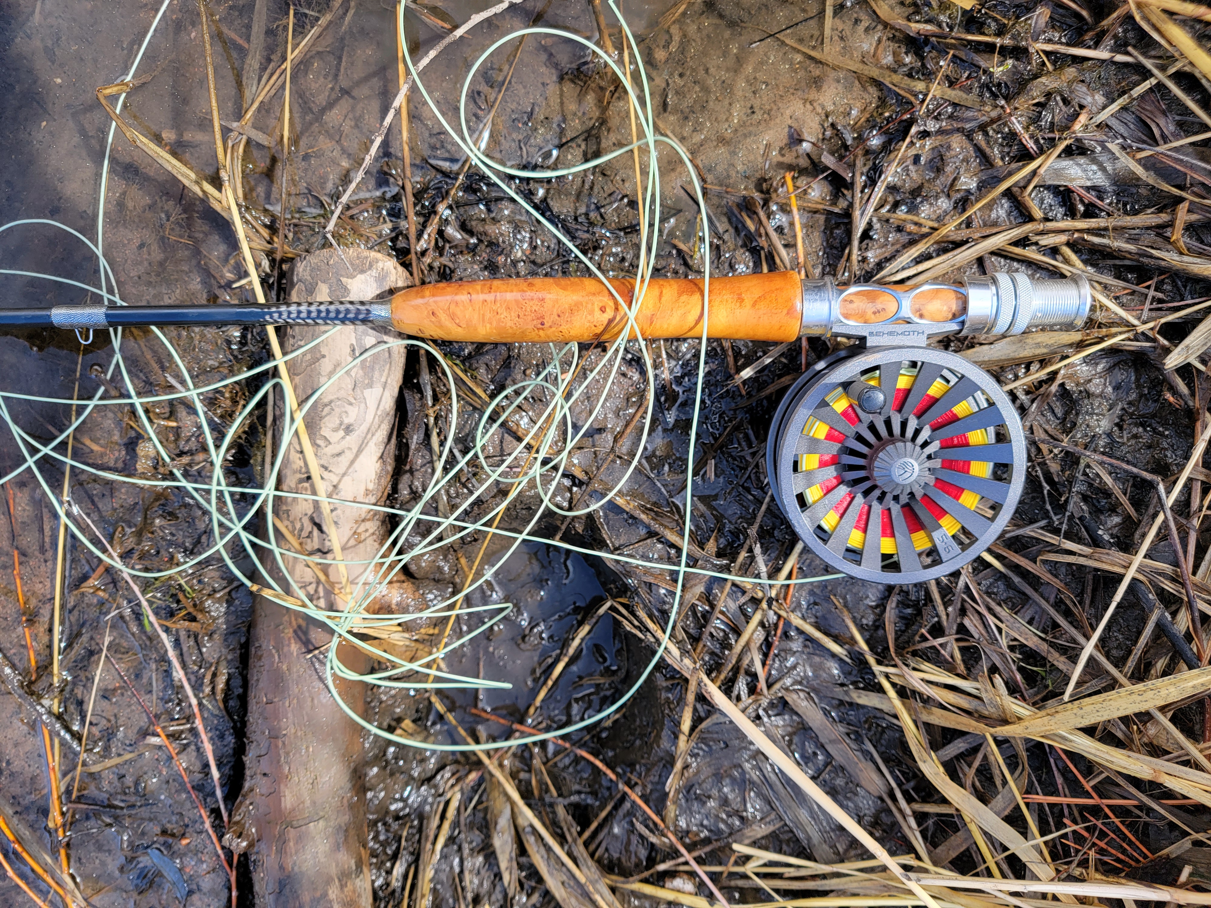 close up fo a reddington behemoth fly fishing reel